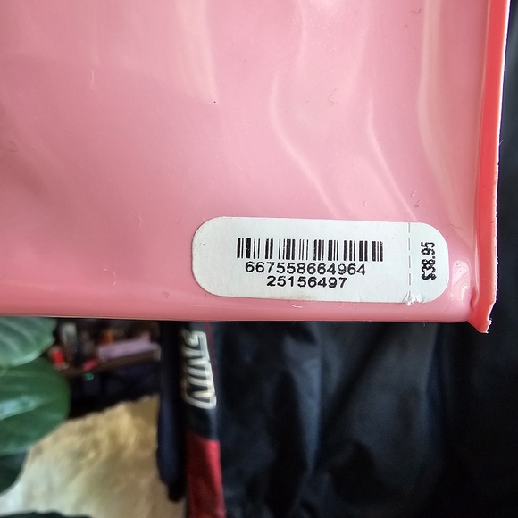 🏷️NEW Bath & Body Works Champagne Toast Holiday Gift Bag, Set of 4 Items - Picture 7 of 11